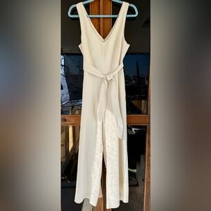 Mod Ref Light Cream Cropped Jumpsuit with Belt. Size L
